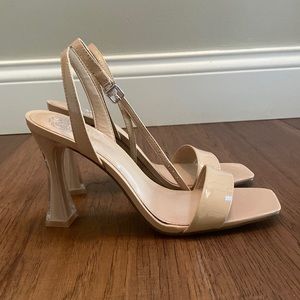 Vince Camuto heels size 7 1/2
